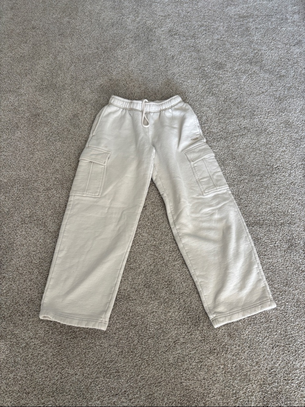 Aritzia TNA Cream Cargo Sweatpants with Drawstring Waist